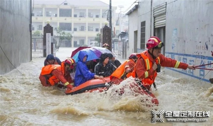 暴雨天氣“謀殺”家具？亞丹教你4招輕松應對！